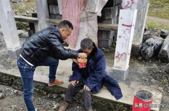 银龄智学新体验——老年大学移动聊天课程助沟通无界